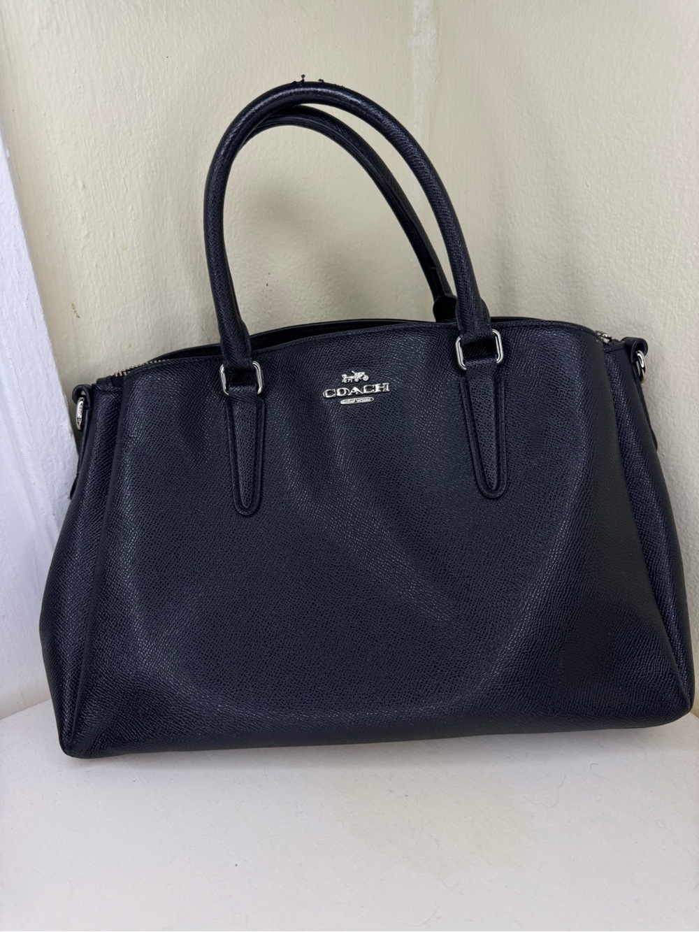 COACH carryall Black Leather Satchel Tote Bag